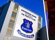 米兰体育app-阿斯顿维拉客场输给埃弗顿，积分榜下滑