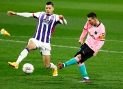 米兰体育app入口-梅西独造四球，巴萨大胜豪取联赛三连胜