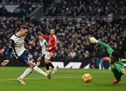 米兰捕鱼-热刺遭遇利物浦逆转，客场难求一胜