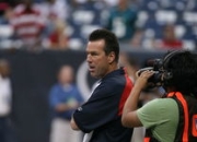 milan.com-塔斯马尼亚联后防联动升级，力求限制对方攻势