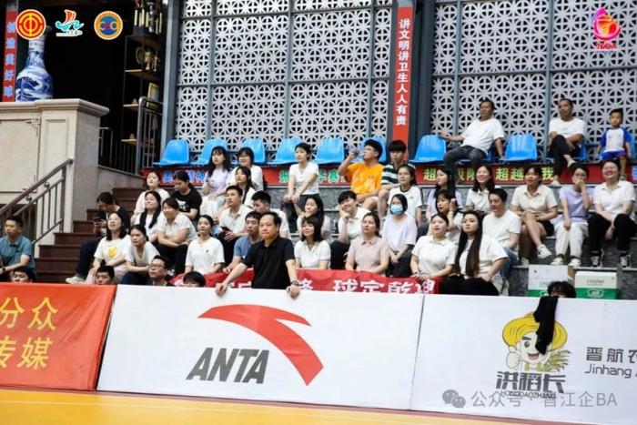 青岛黄海客场告捷,继续保持连胜 青岛黄海客场告捷,继续保持连胜