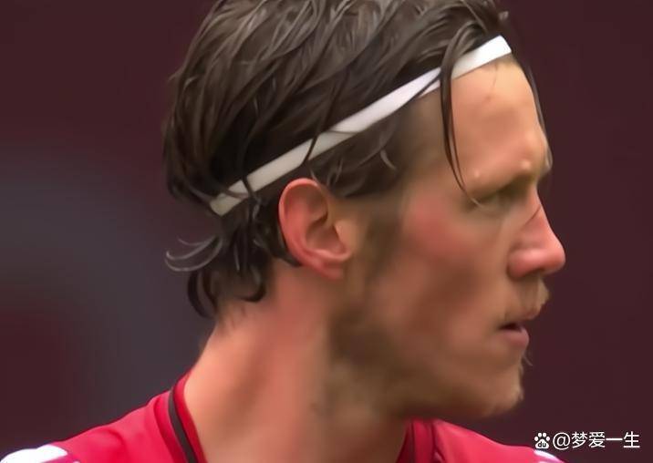 包含阿贾克斯逆袭成功，晋级前景一片光明的词条