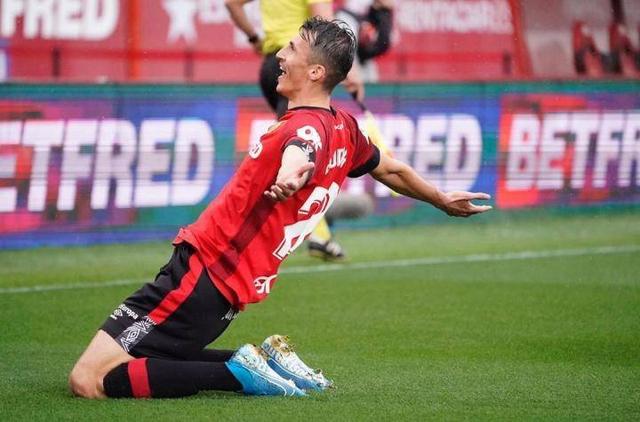 包含荷兰战胜克罗地亚,晋级欧锦预赛淘汰赛的词条 包含荷兰战胜克罗地亚,晋级欧锦预赛淘汰赛的词条