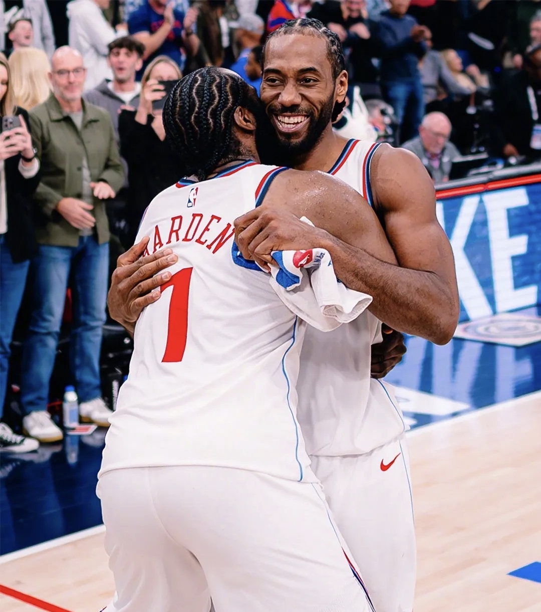 快船两胜马刺取得三连胜 快船两胜马刺取得三连胜