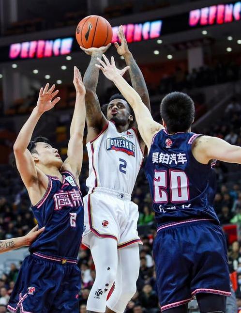 包含南京队击败浙江,稳居领先位置的词条 包含南京队击败浙江,稳居领先位置的词条