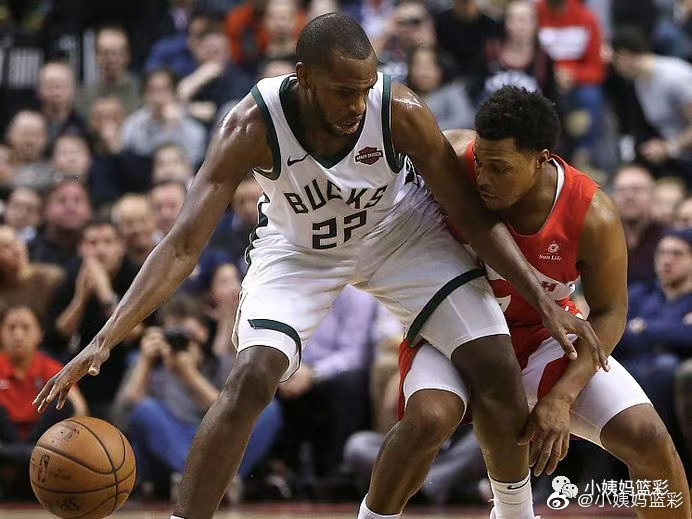 雄鹿轻松赢下比赛,一鸣惊人 雄鹿轻松赢下比赛,一鸣惊人