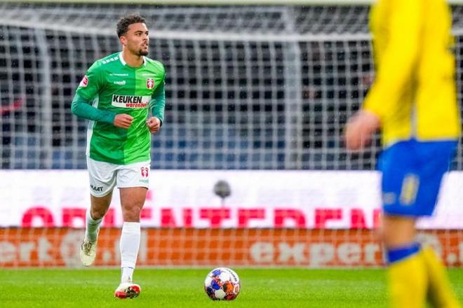 巴黎联手里昂,将投入冬季转会市场 巴黎联手里昂,将投入冬季转会市场