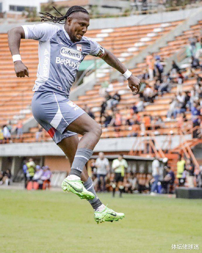 关于南美传奇球员再次耀眼,扬名国际足坛的信息 关于南美传奇球员再次耀眼,扬名国际足坛的信息