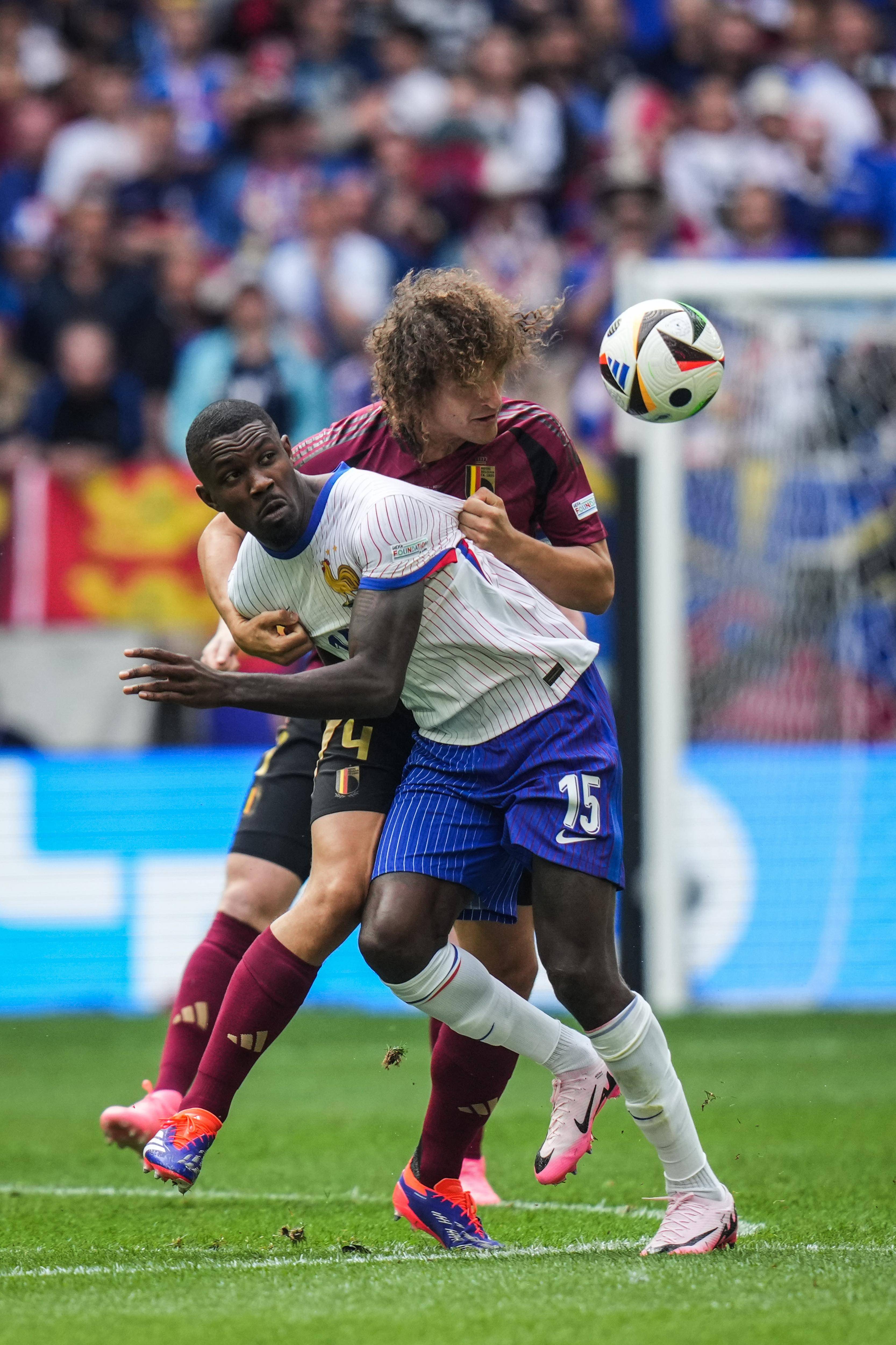 法国客场告捷,备战欧洲杯正赛 法国客场告捷,备战欧洲杯正赛