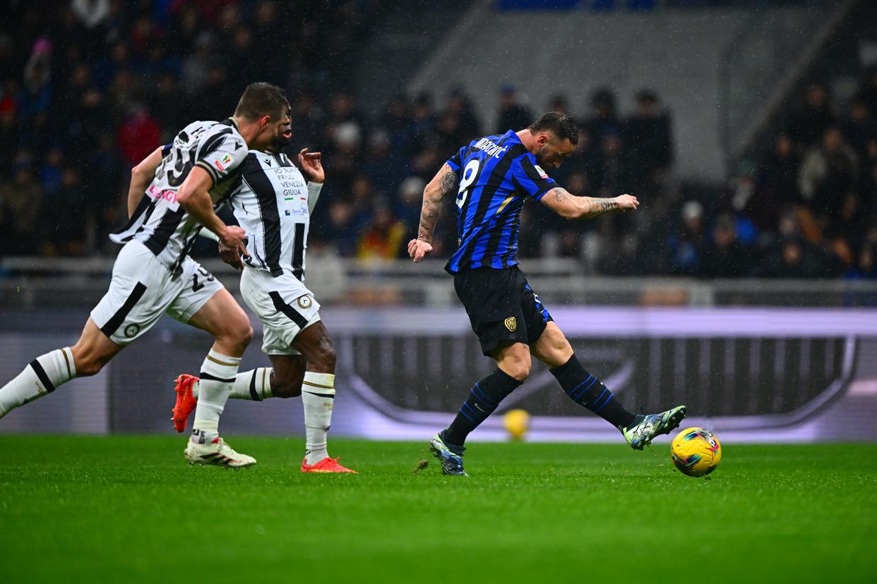 乌迪内斯新教练上任，球队迎来开局连胜