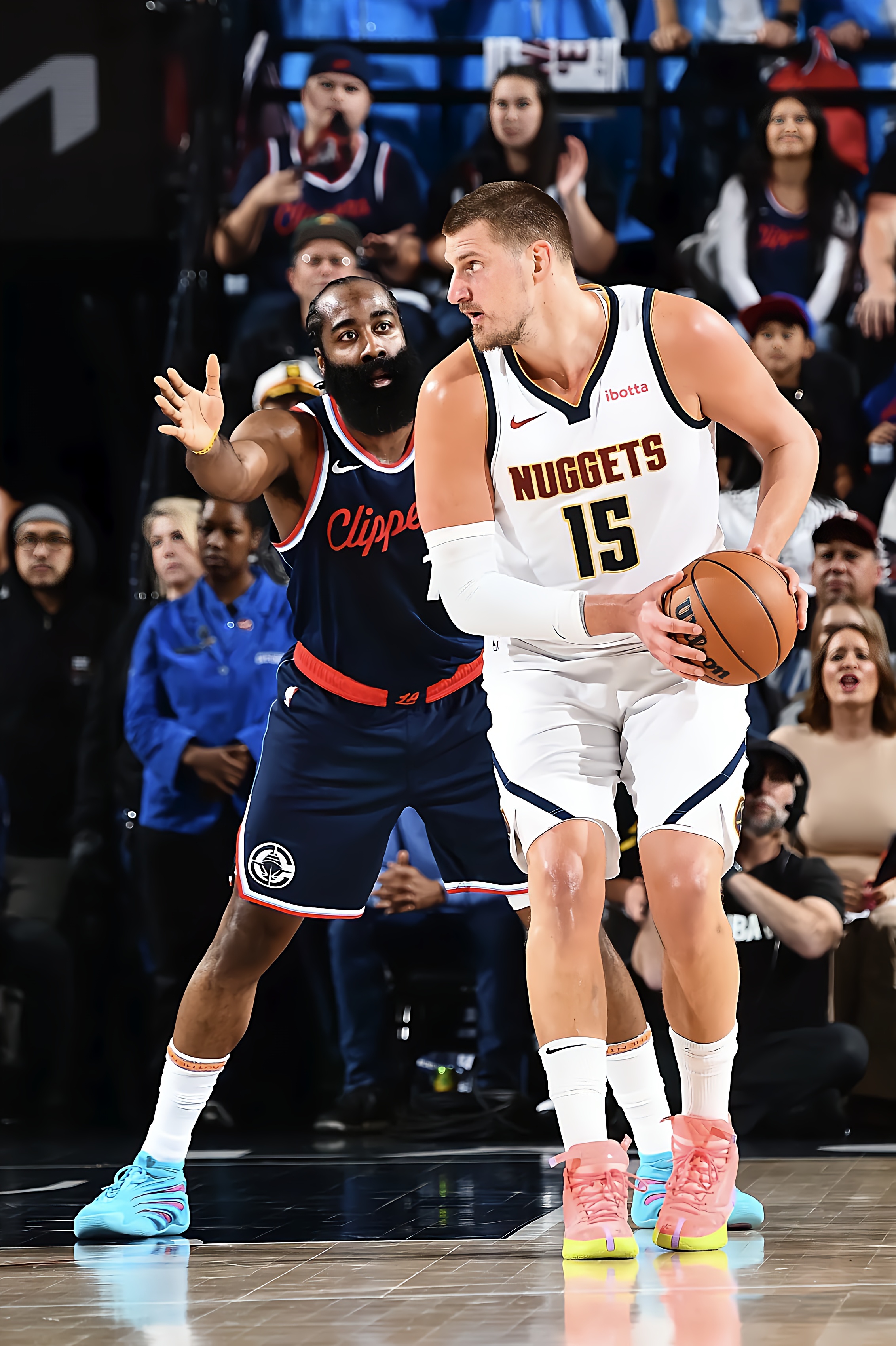 快船遭遇NBA连败,主帅面临考验 快船遭遇NBA连败,主帅面临考验