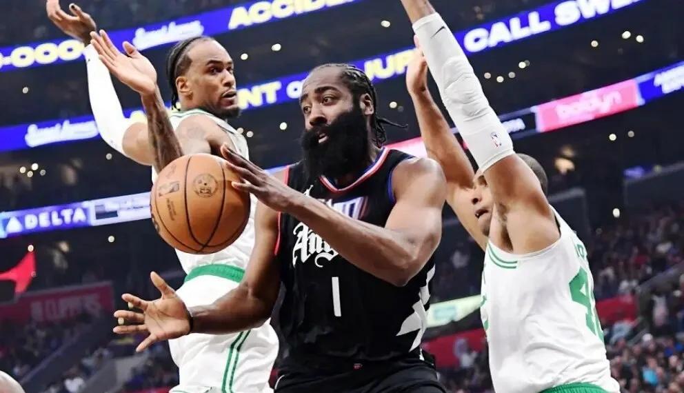 绿军擒黄蜂,泰特姆35分全场最高的简单介绍 绿军擒黄蜂,泰特姆35分全场最高的简单介绍