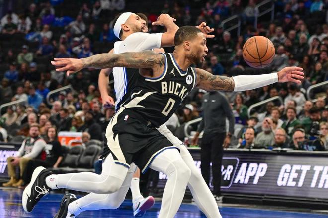 雄鹿惨遭快船逆转遗憾落败 雄鹿惨遭快船逆转遗憾落败